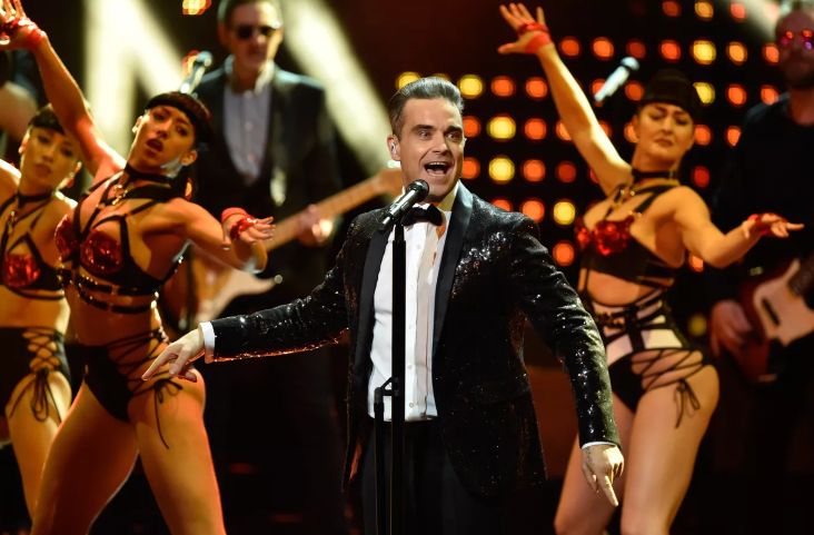 DÜNYACA ÜNLÜ İNGİLİZ ŞARKICI İLK KEZ İSTANBUL'DA KONSER VERECEK