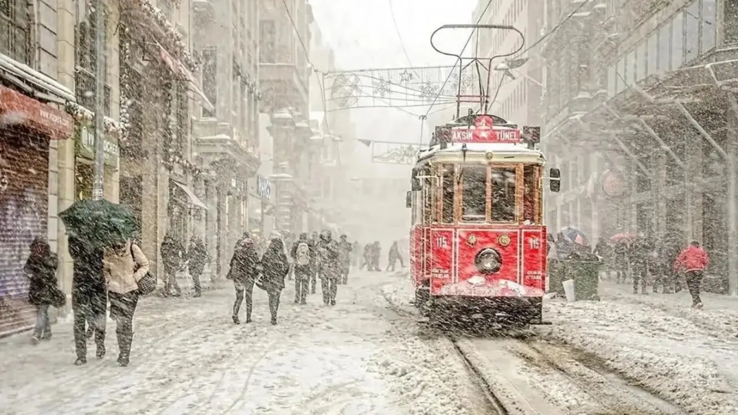 İSTANBUL'A KAR NE ZAMAN GELECEK