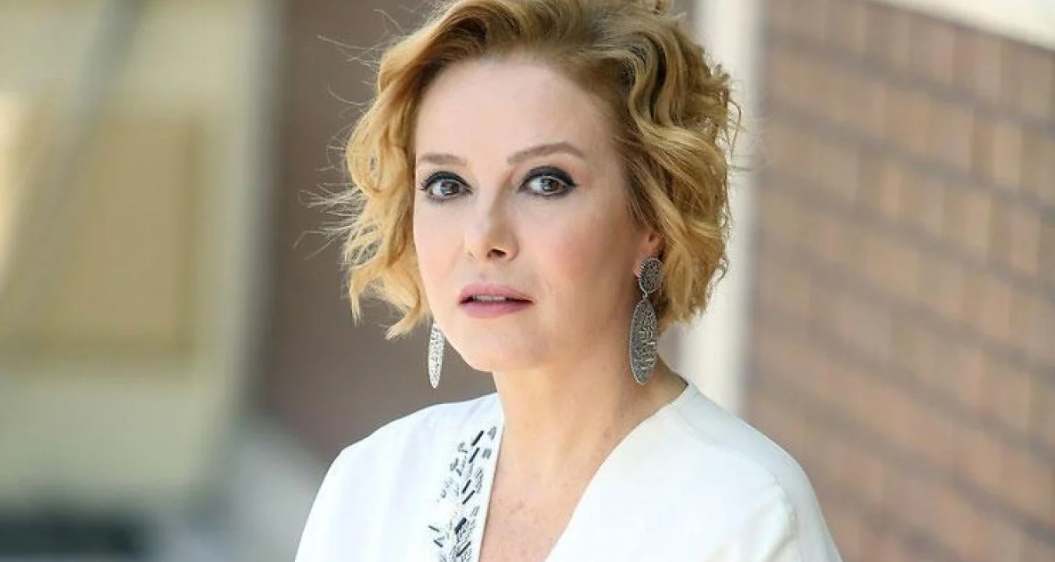 USTA SANATÇIYA SİNEMA ONUR ÖDÜLÜ VERİLDİ