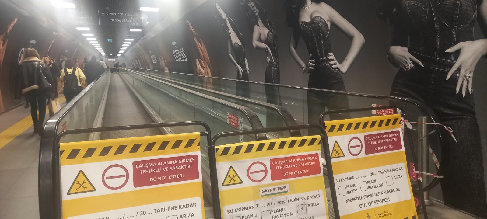 YAŞLI VE ENGELLİ VATANDAŞLARIN METRO MAĞDURİYETİ