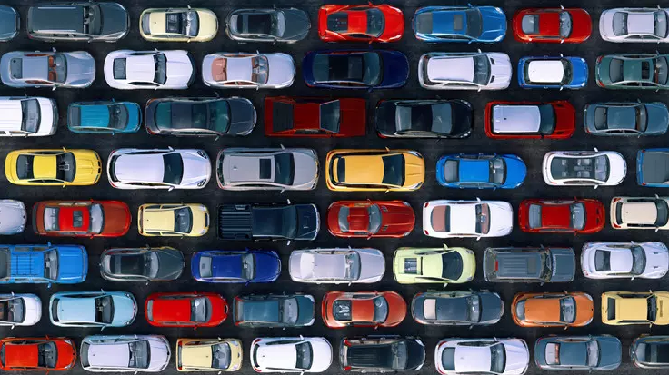 ZİRVEDEKİ YERİ DEĞİŞMEDİ