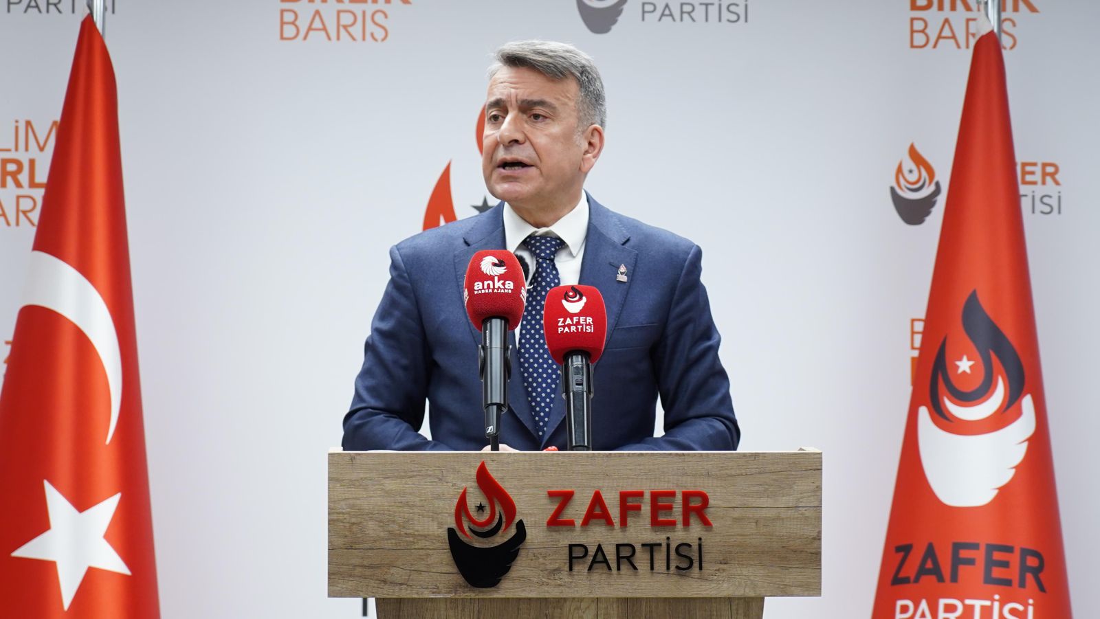 ZAFER PARTİ SÖZCÜSÜ AZMİ KARAMAHMUTOĞLU'NDAN AÇIKLAMA