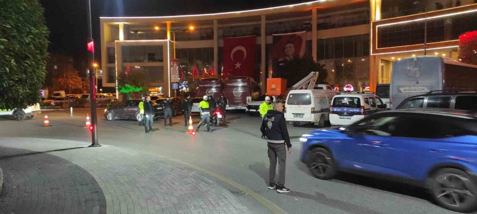 Akhisar Emniyeti’nden geniş kapsamlı asayiş uygulaması