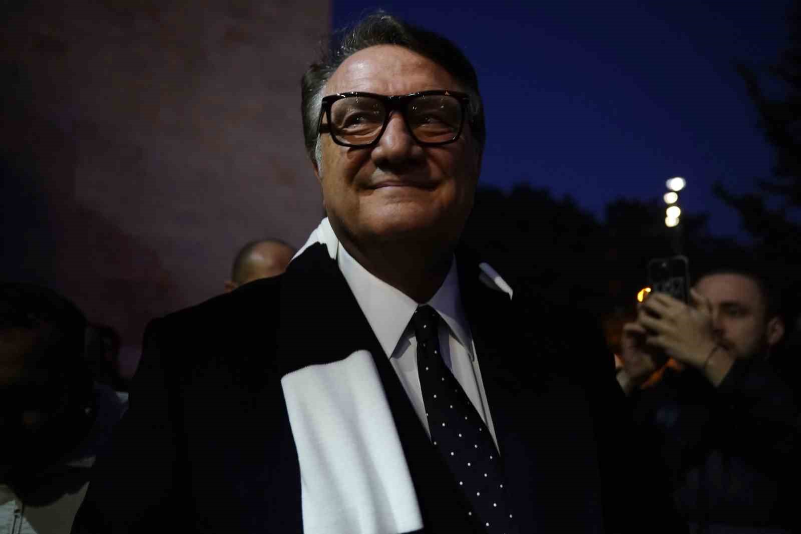 Hasan Arat, Beşiktaş Kulübü’ne veda etti