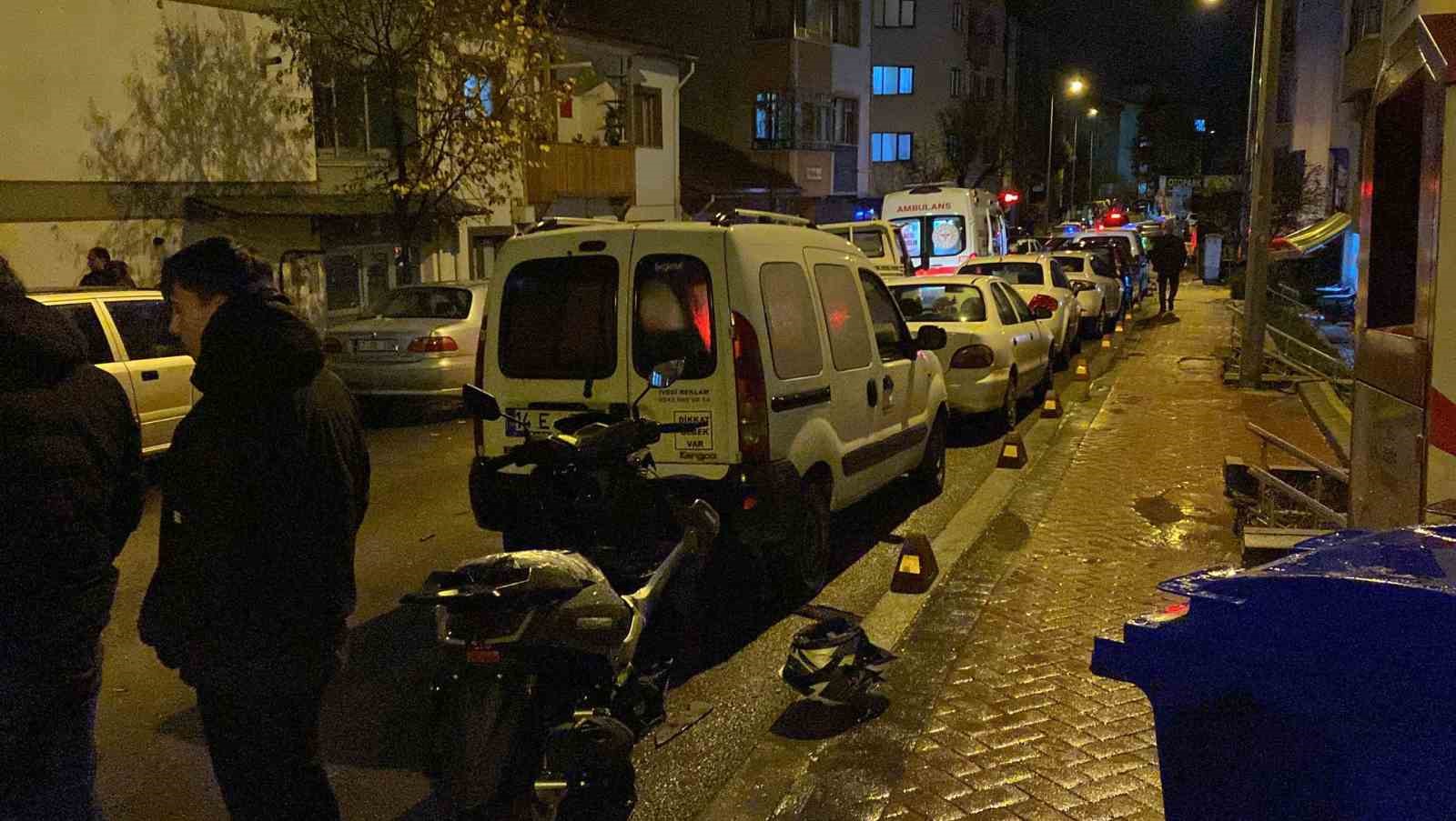 Otomobil ters yönden gelen motosikletle çarpıştı: 2 yaralı