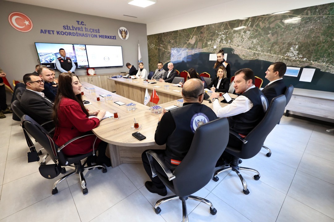Silivri Belediyesi kışa hazırlık toplantısı yaptı